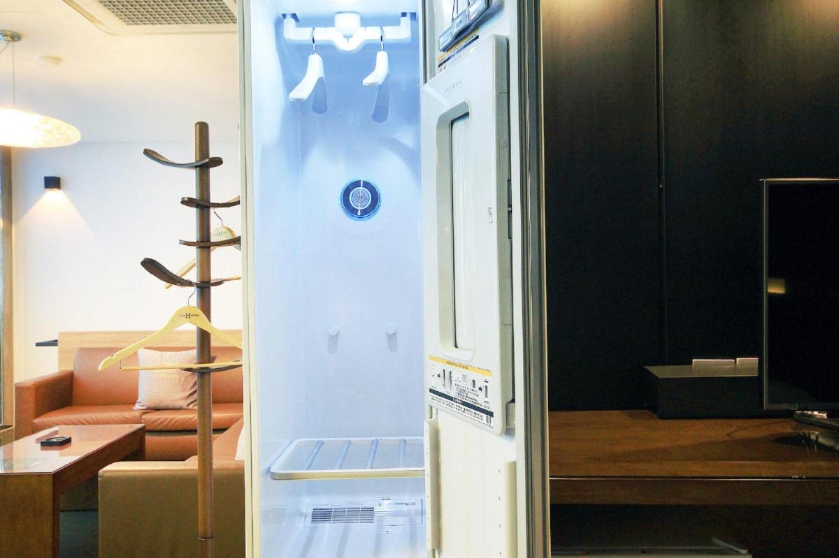 H Drive Hotel - Housity