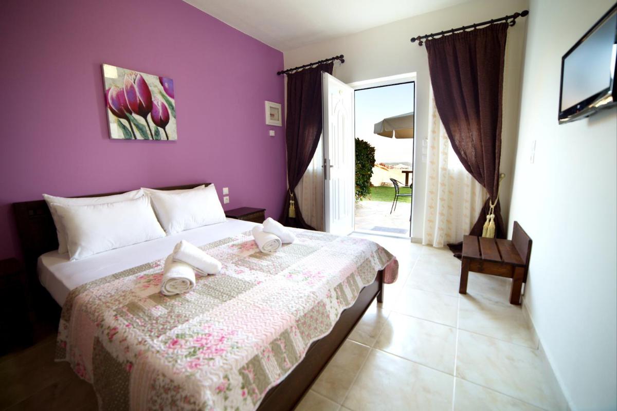 GoldenHill Studios&apartments - Housity