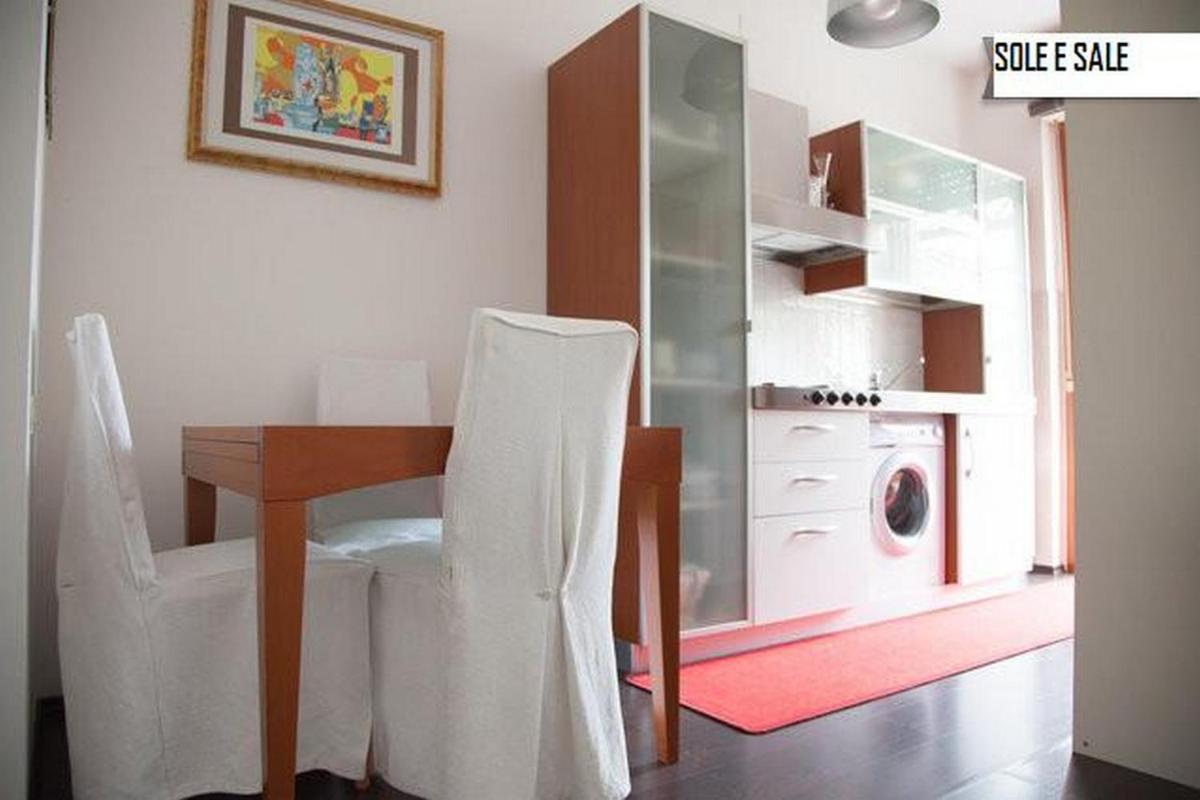 Sun And Salt With 2 Real Steps From The Sea - Housity