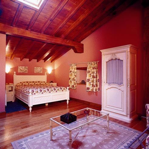 Hotel Palacio Guevara - Housity