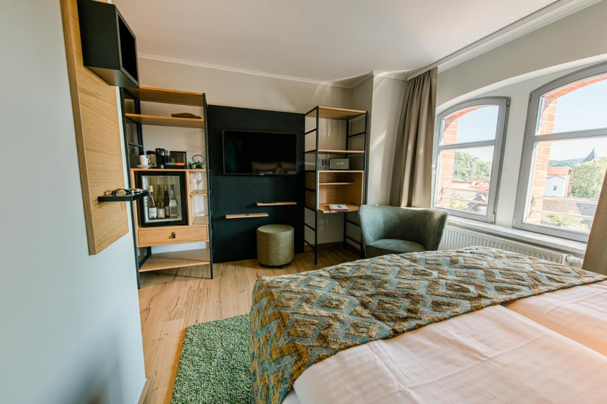 Weinhotel Freylich Zahn - Housity