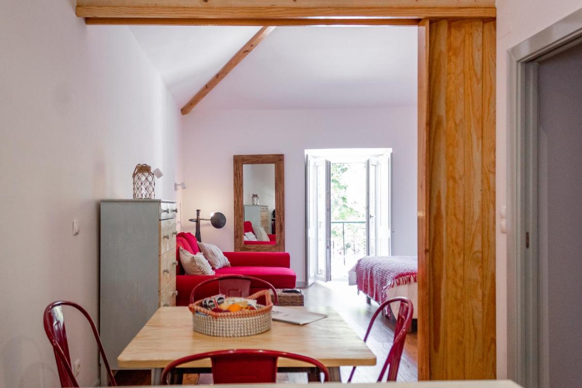 Hooked on Troino - Housity