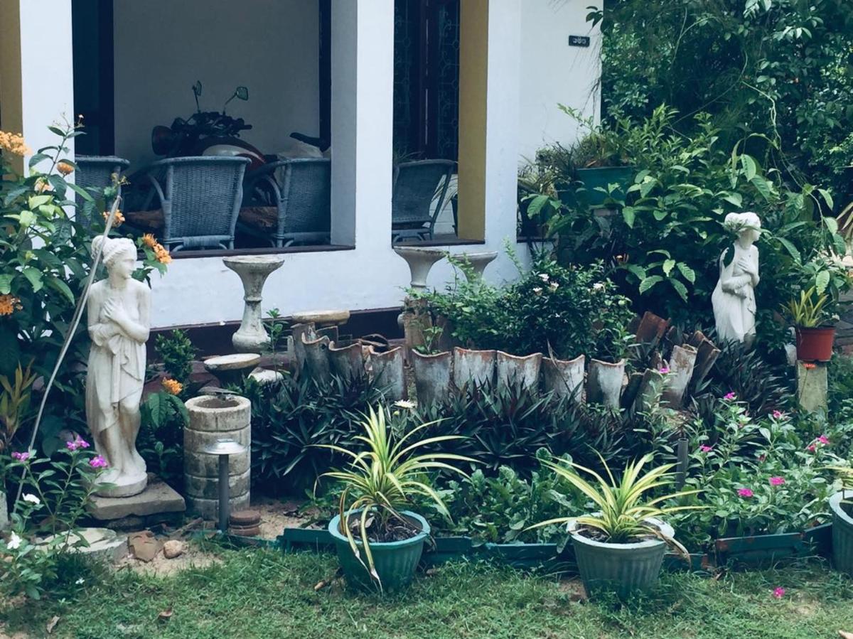 Villa Eco Green Airport - Housity