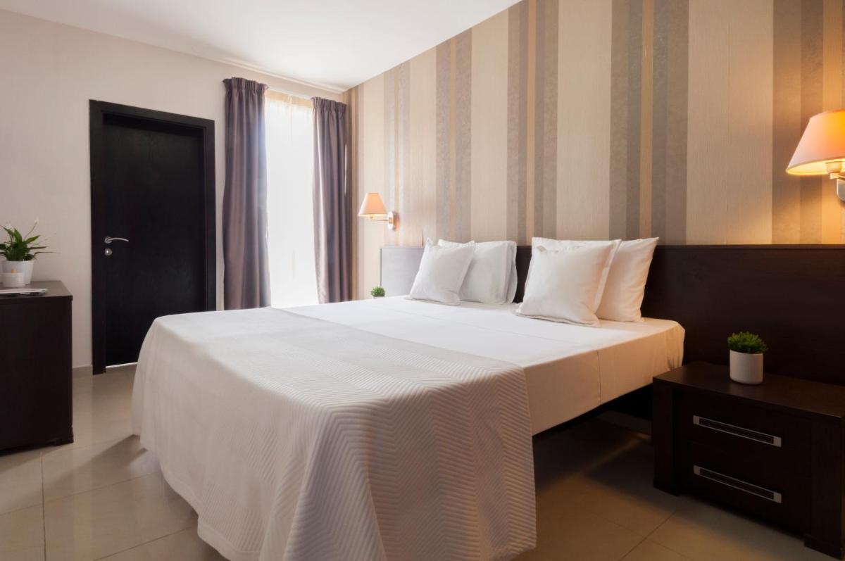 Suitetrails - Blubay Apartments by ST Hotels