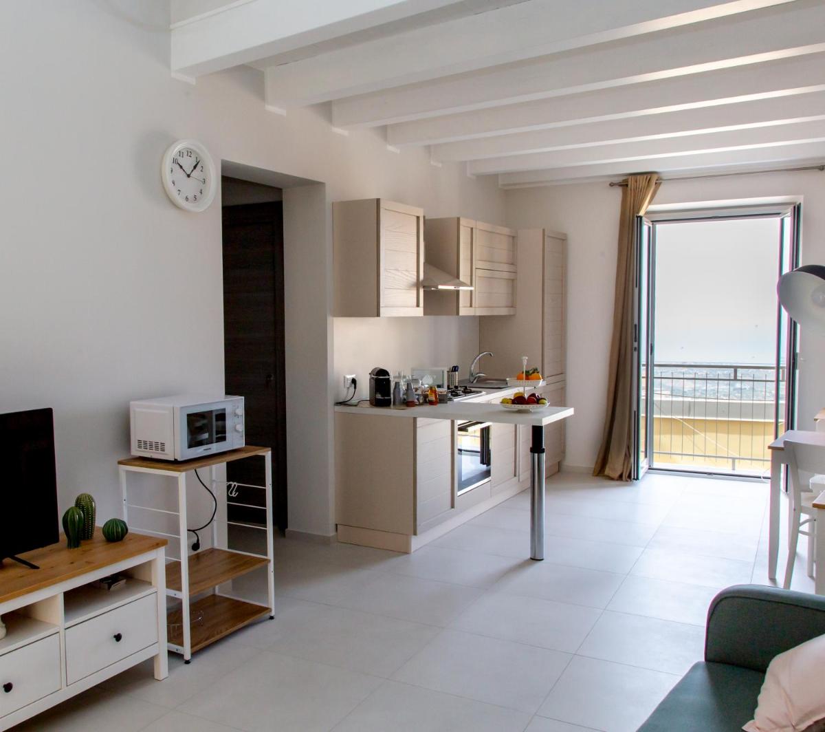 Guest House Nonnolorè - Housity