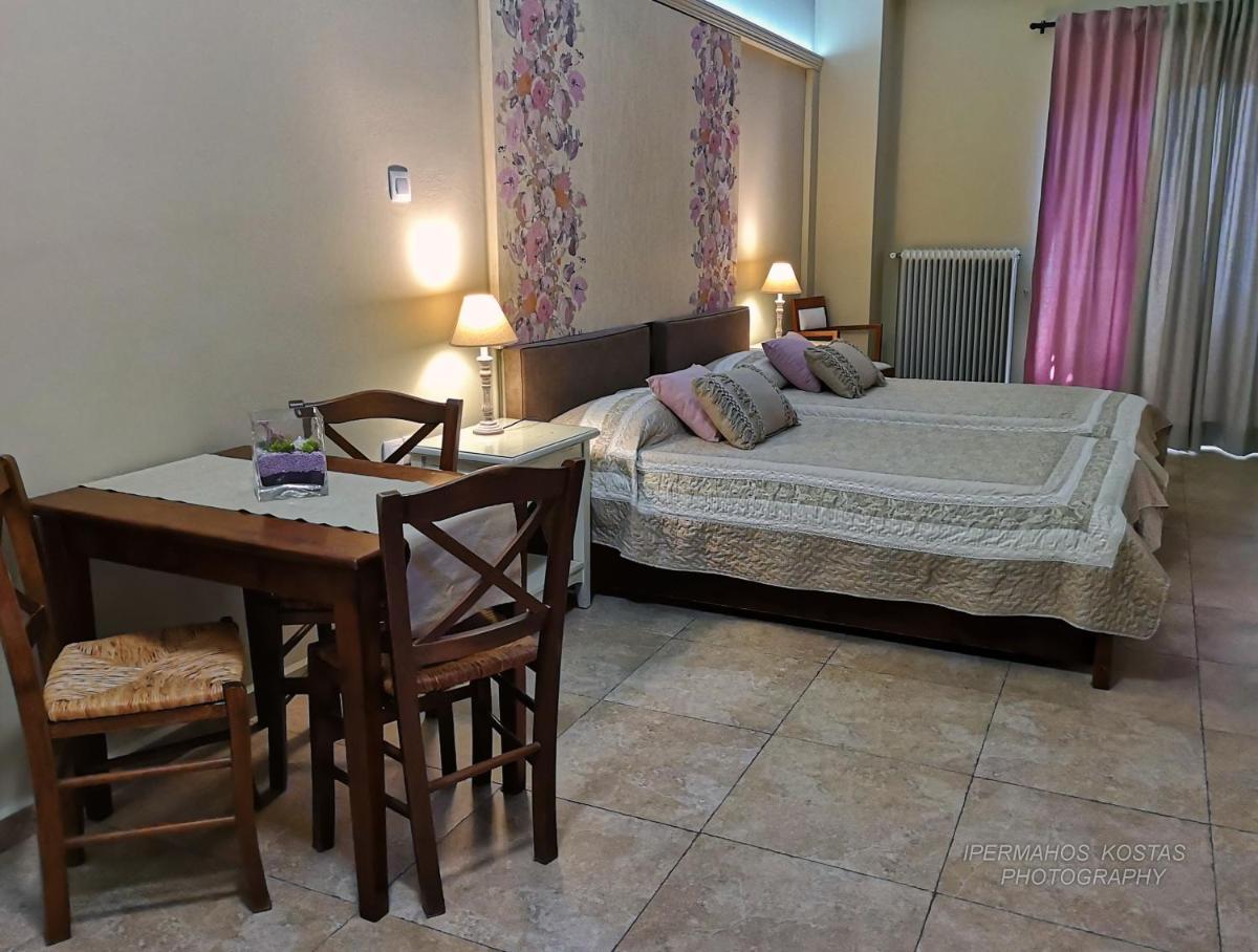 Ostria - Housity