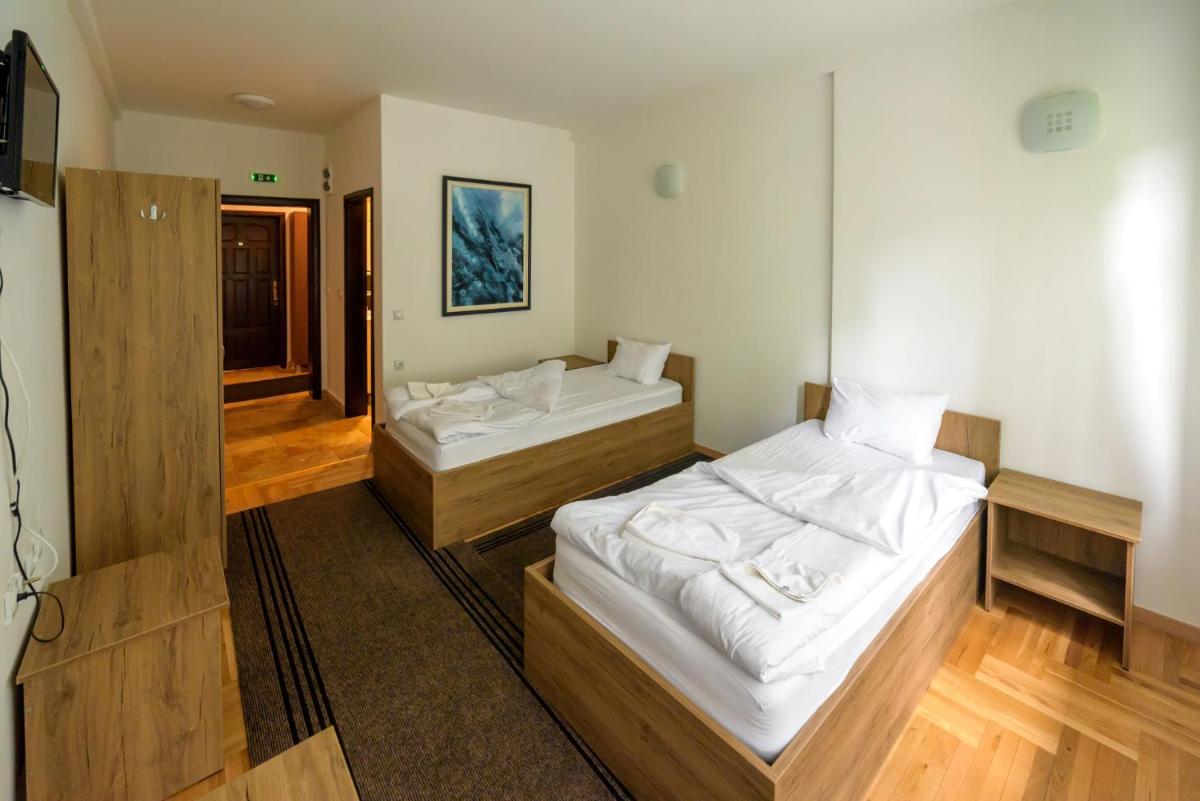 Hotel Manastir Sv. Joakim Osogovski - Housity
