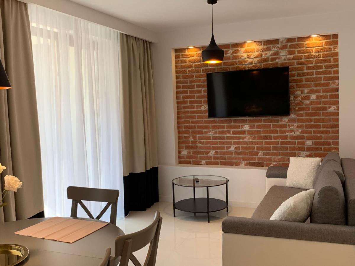 Apartament Zacisze Rose Gold - Hizvo