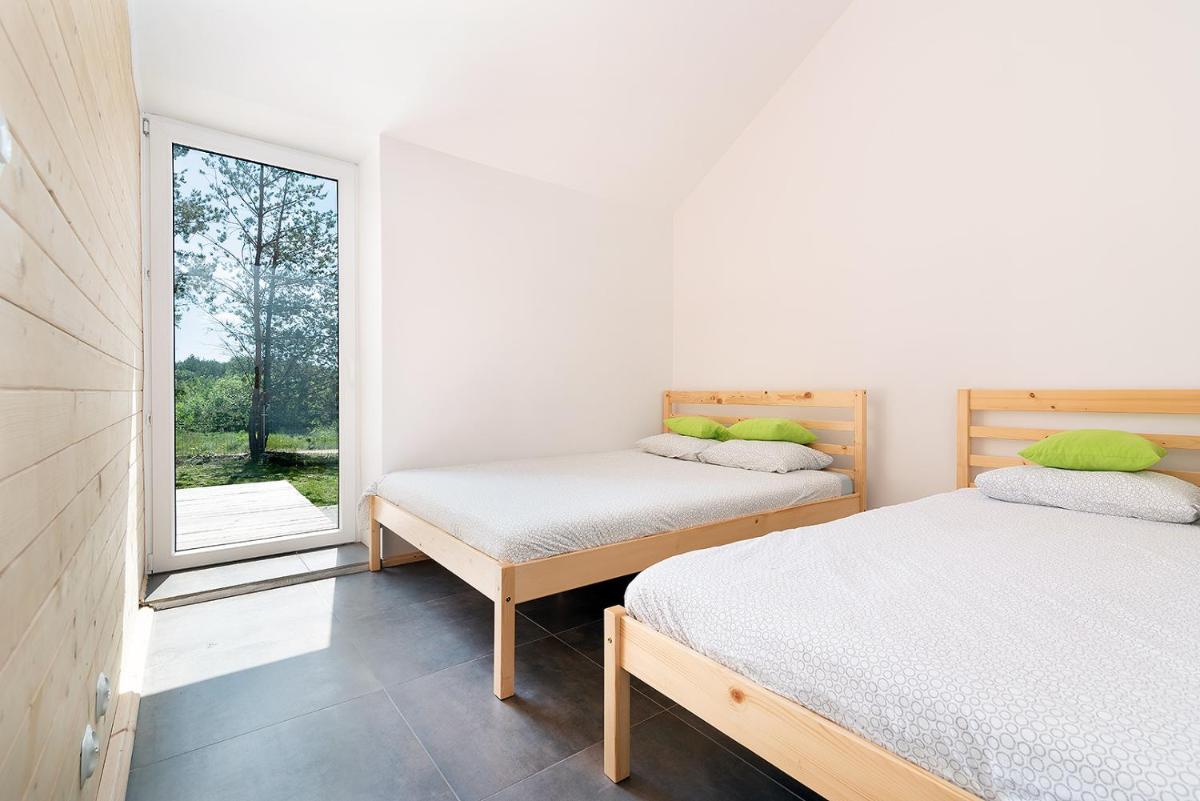 Naturalny domek z banią ruską - Housity