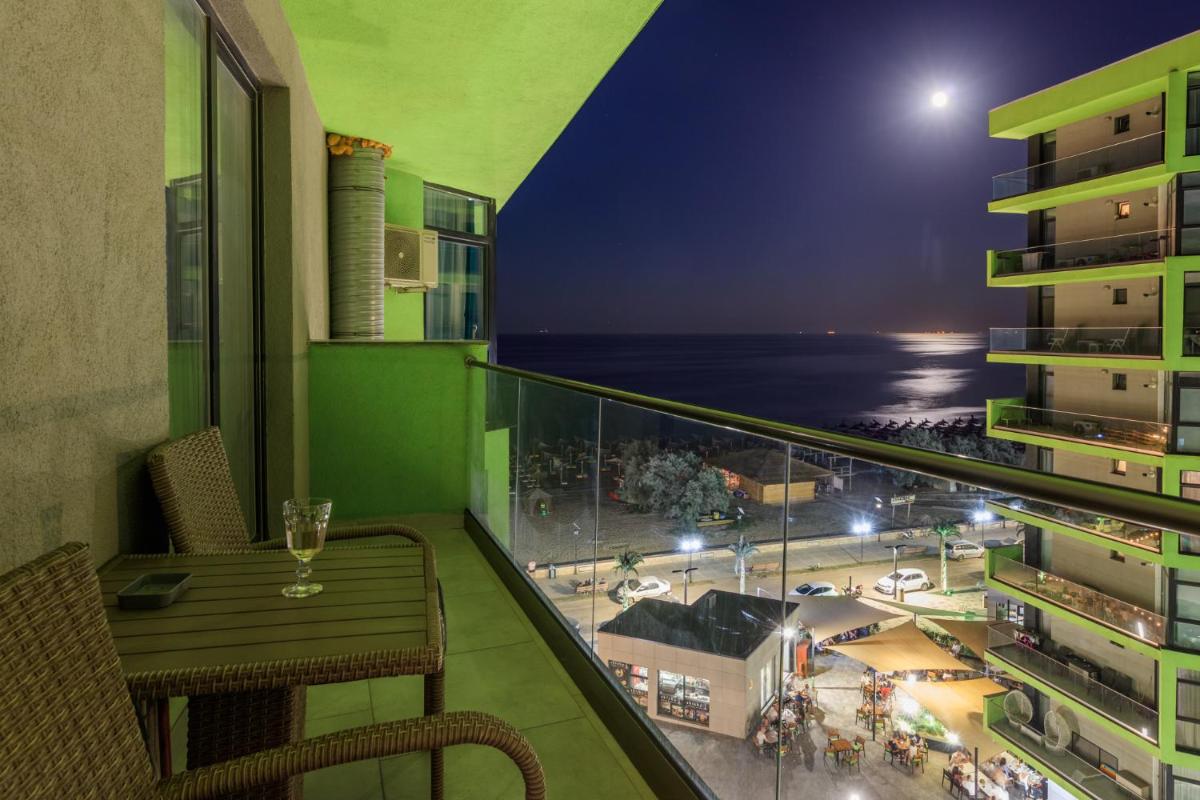 Alezzi Chic Apartment Mamaia - Housity
