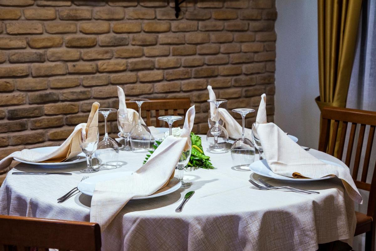 Hotel Il Melograno - Housity