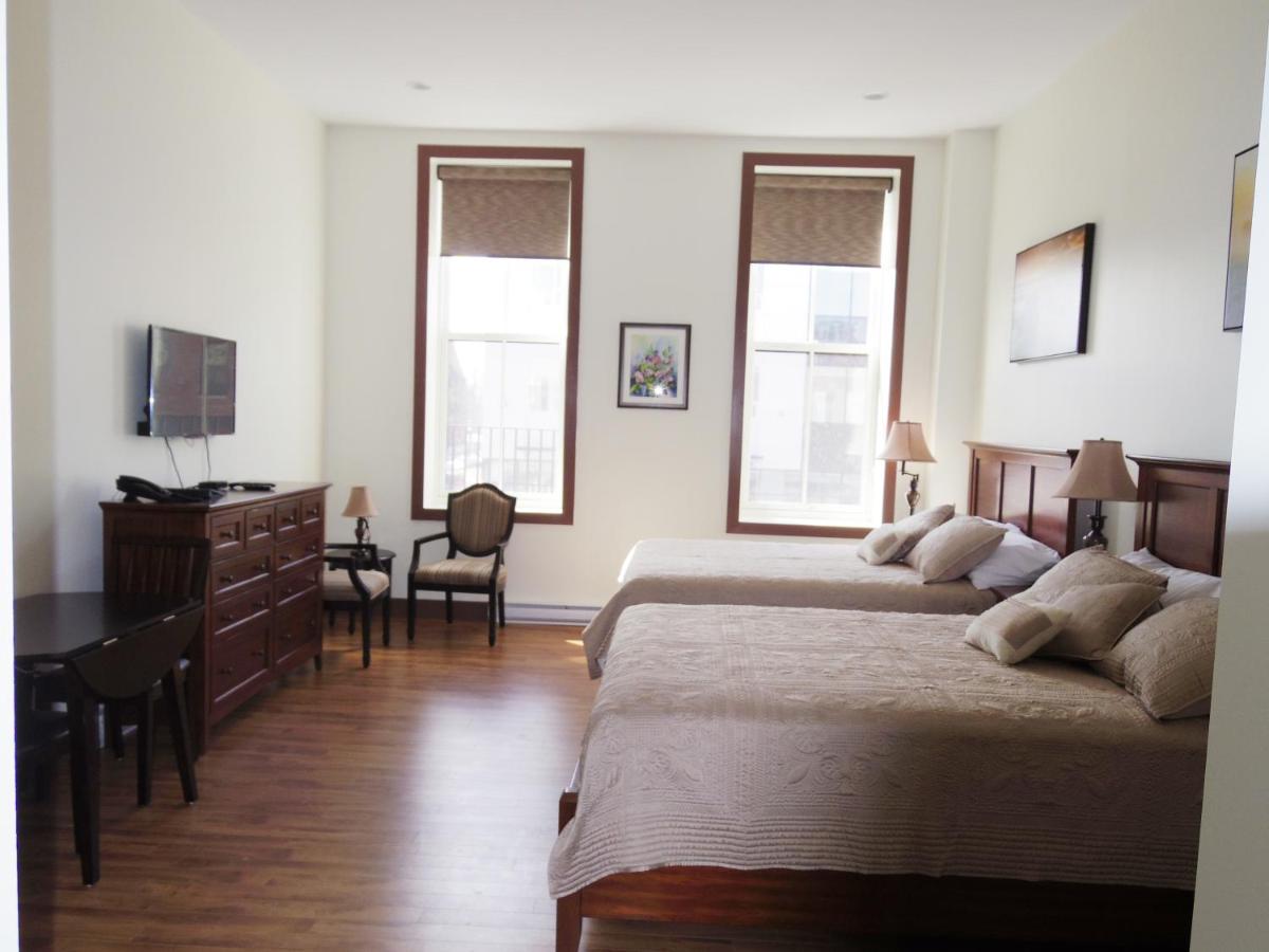 Water Suites - Housity