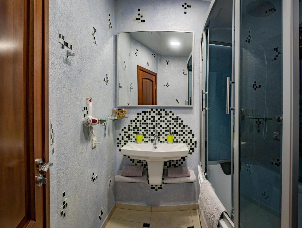 2-room Apartment Lux near Centre Wi-Fi Free - Housity