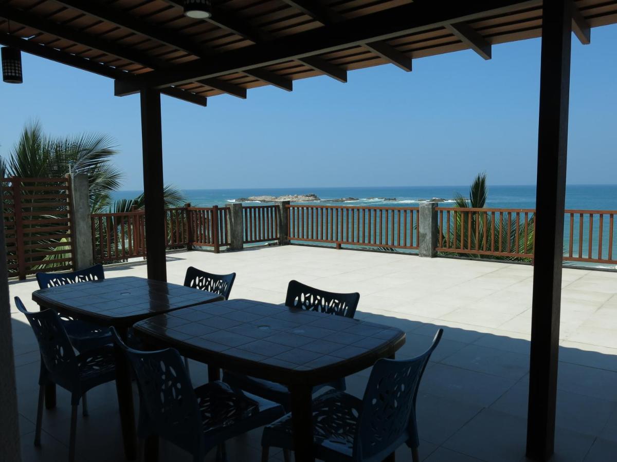 Villa Beach Road Ambalangoda - Housity