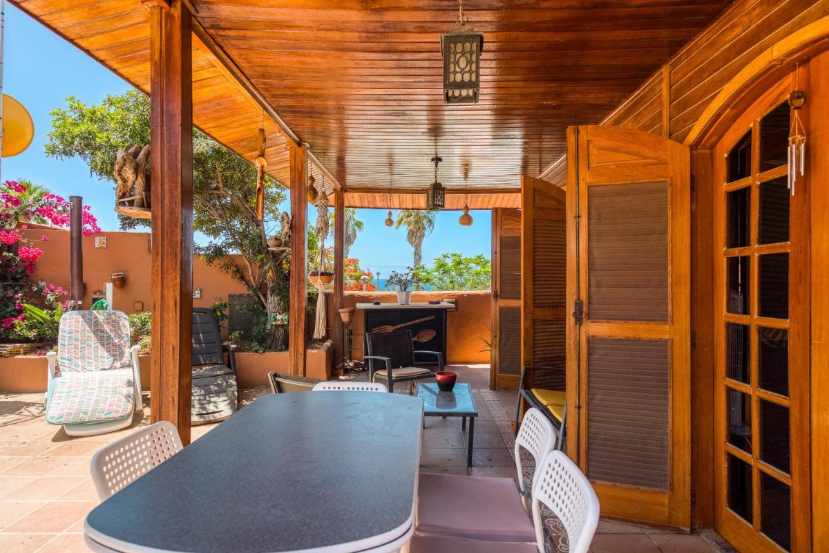 Suitetrails - Camping Cabin - Private Solarium & Pool - BBQ