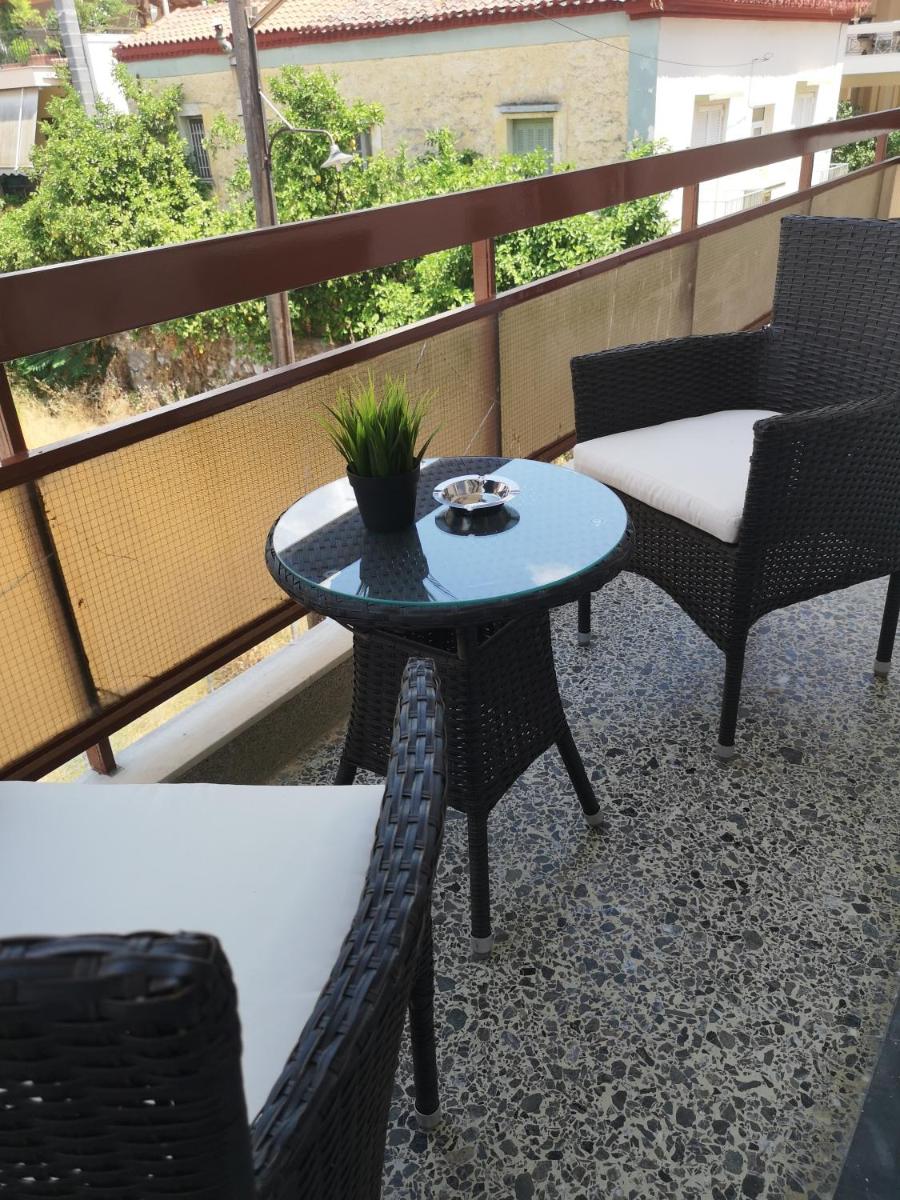 Explore Greece from Bright City Centre Apartment - Housity