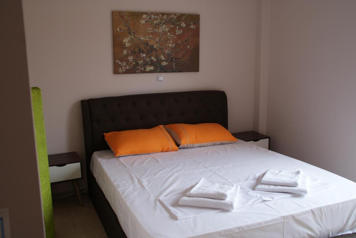 Suitetrails - The Victoria Square Apartments