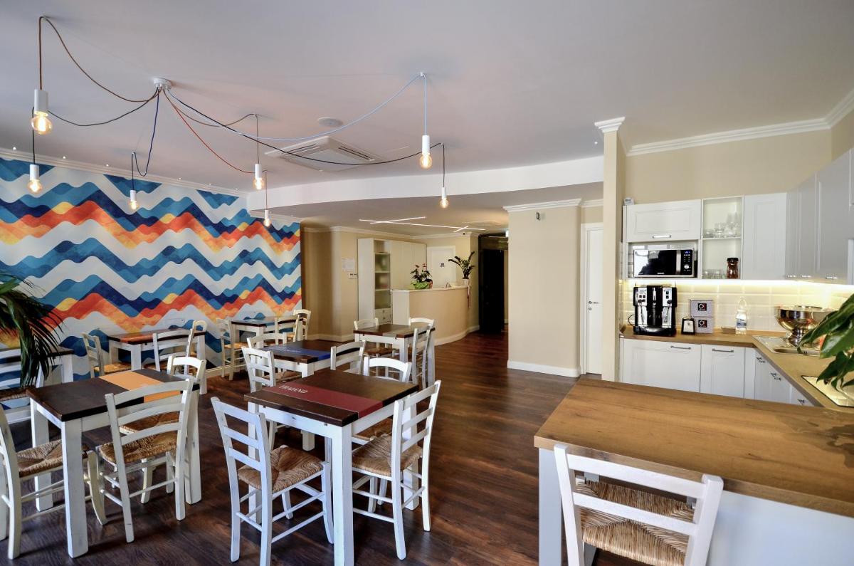 7 Bell's House - Housity