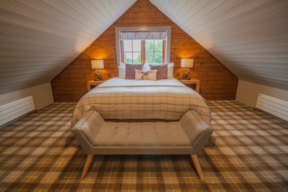 High Oaks Grange - Lodges - Housity