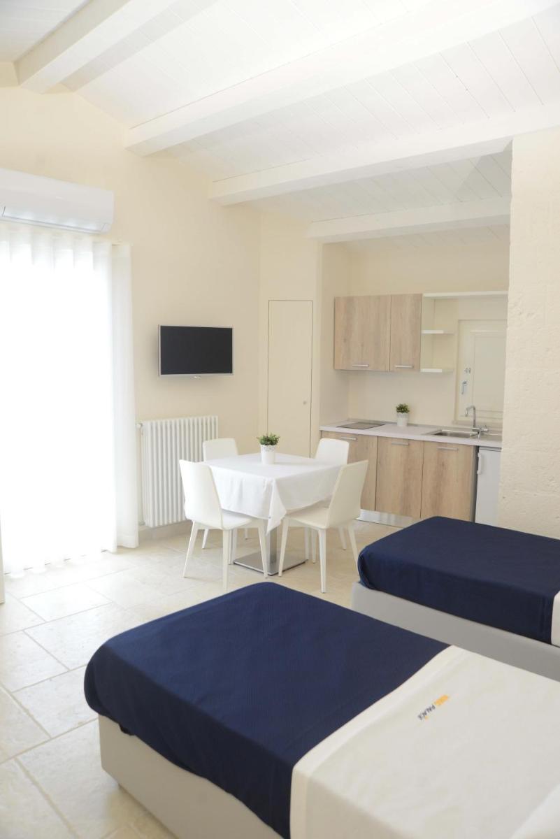 NMCpalace - Housity