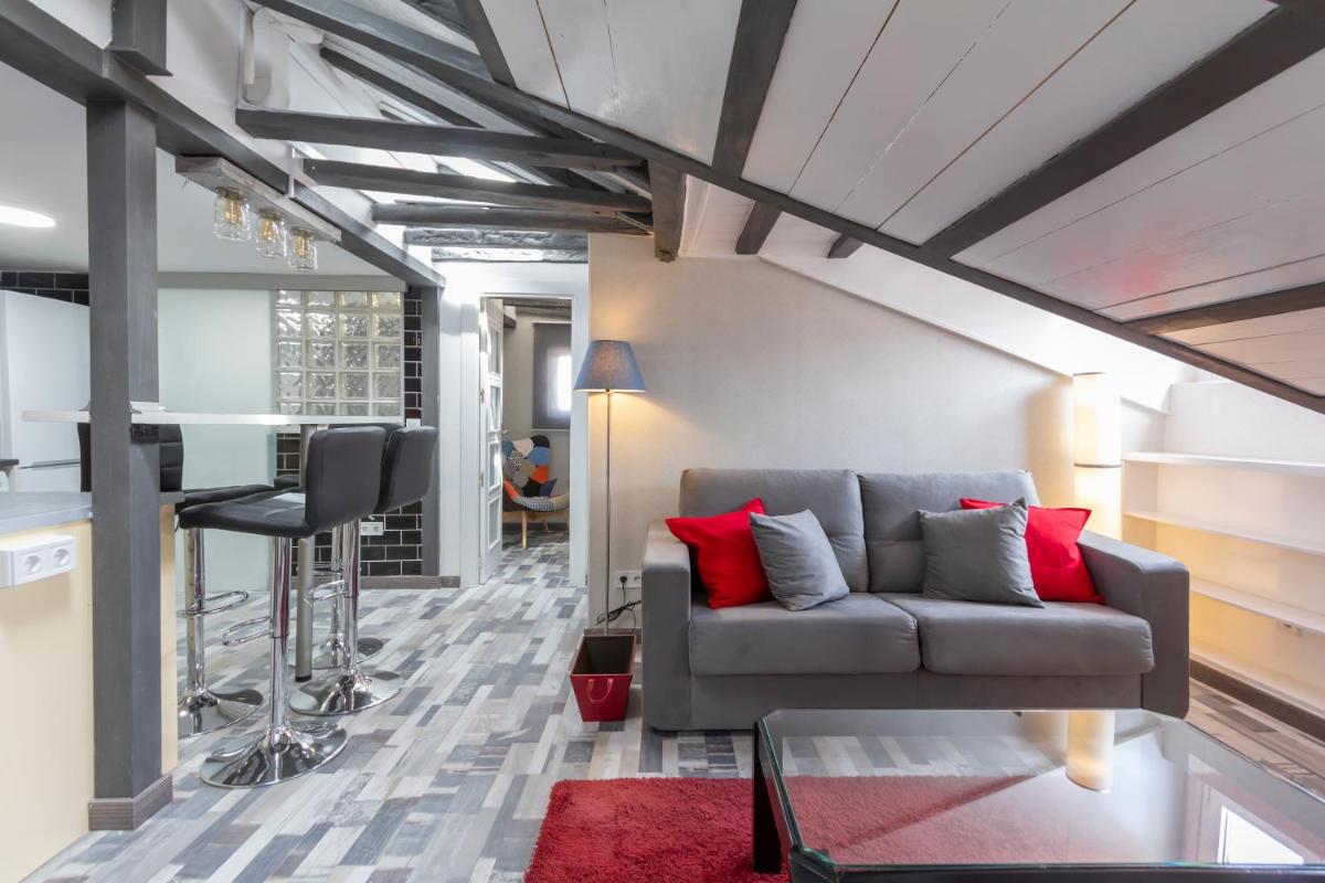 Luna Apartment - Housity