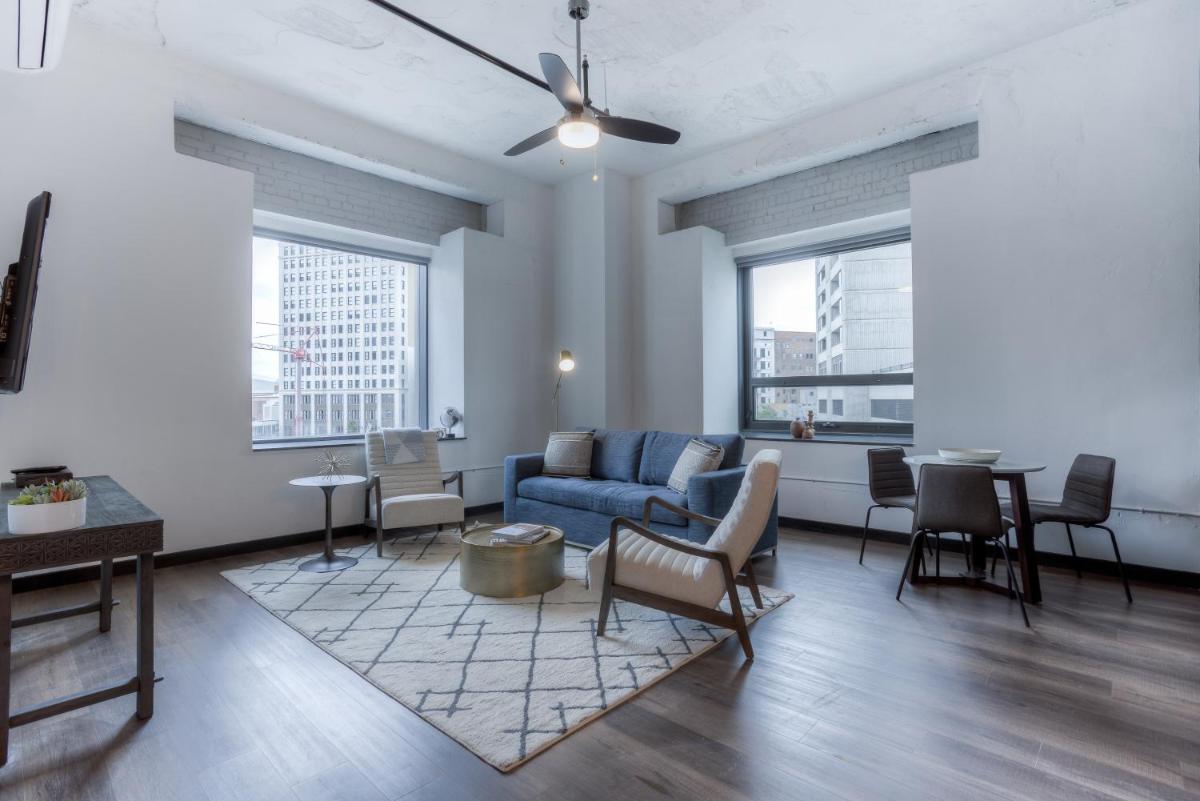 Mint House Detroit - Times Square - Housity