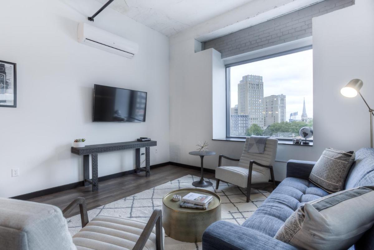 Mint House Detroit - Times Square - Housity