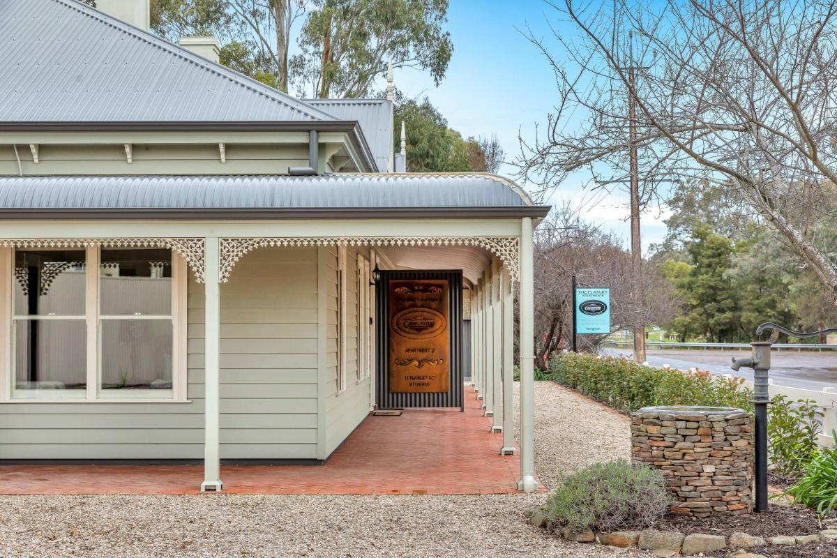Grandview Accommodation - The Flaxley Apartments - Housity