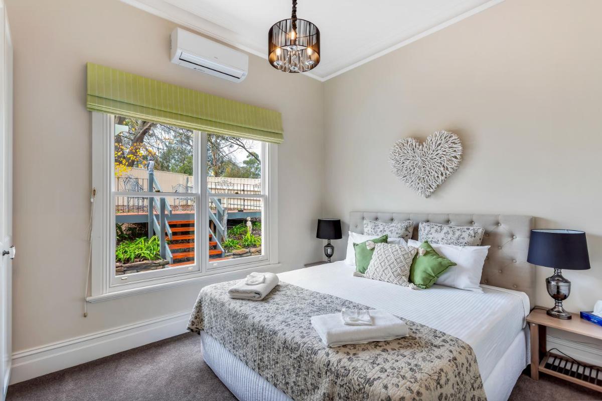 Grandview Accommodation - The Flaxley Apartments - Housity