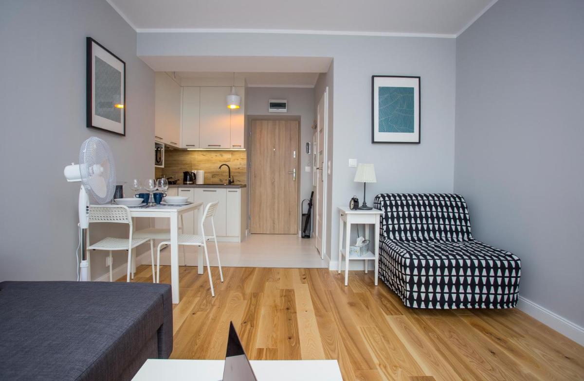 CR Wygodny Apartament w Centrum Nowy Świat 13 - Housity