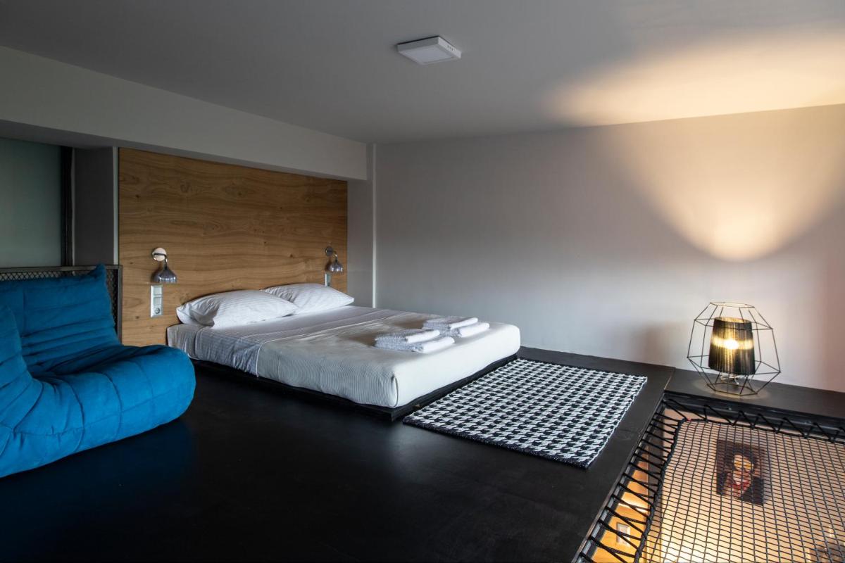 Bespoke House Athens - Housity