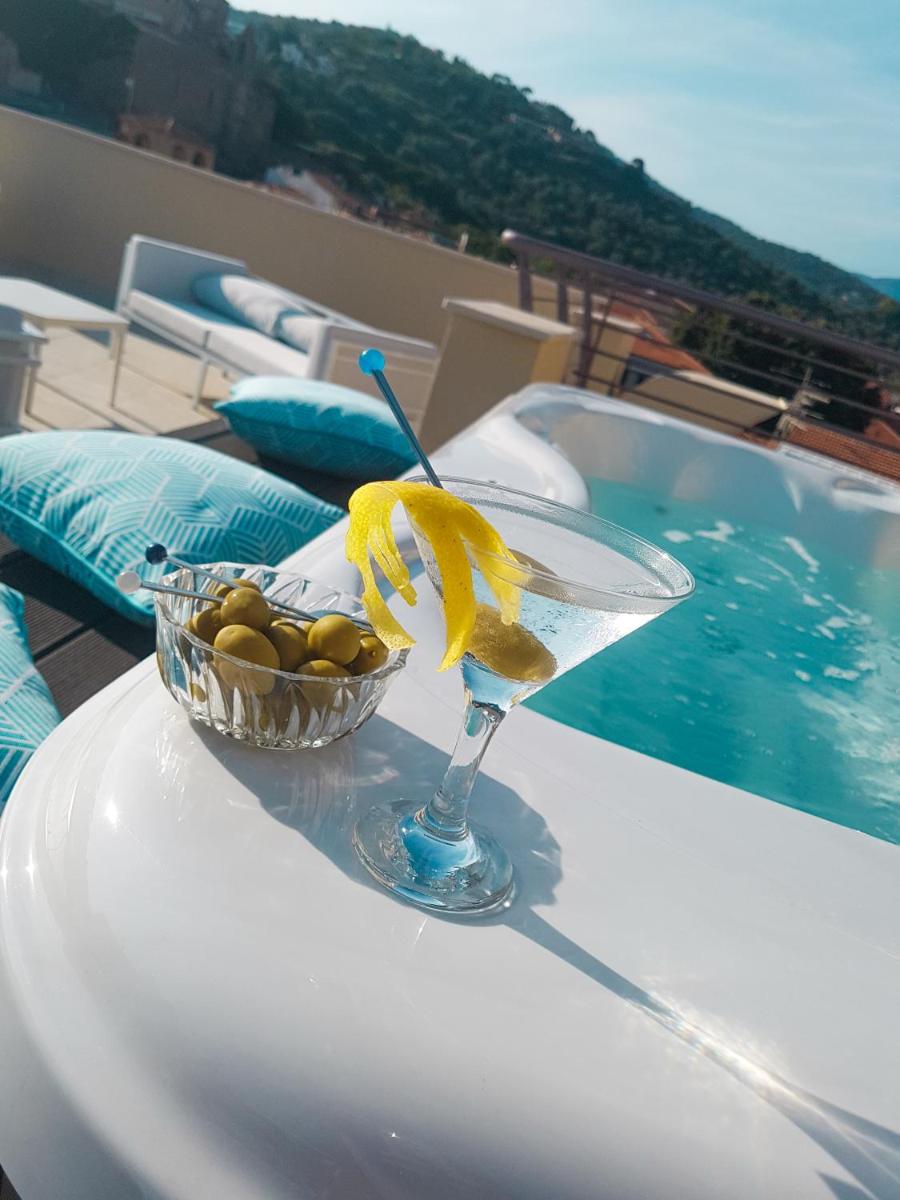 Roma Hotel - Housity