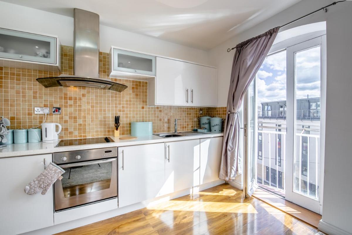 Luxury Central Newcastle Apartment 23 - Housity