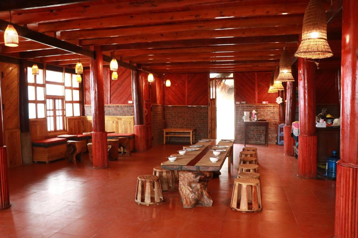 Indigo Snail Boutique Hmong Homestay - Housity