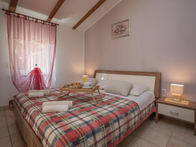 Apartments Folo - Housity