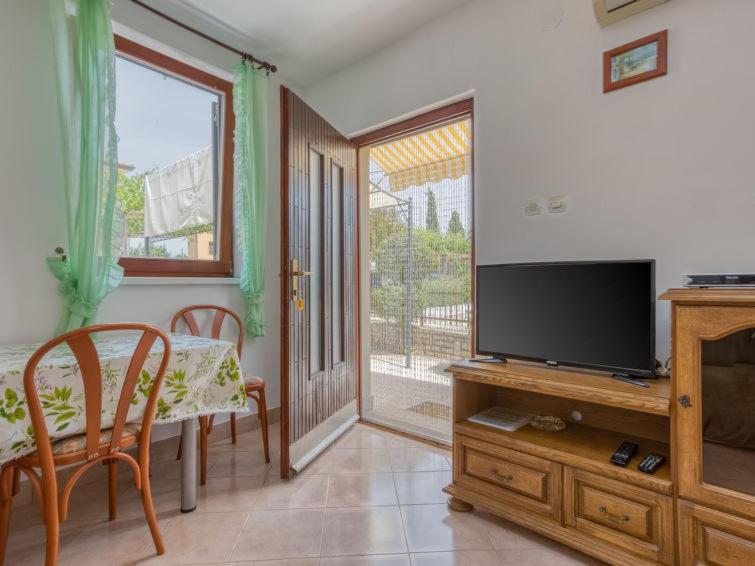 Apartments Folo - Housity