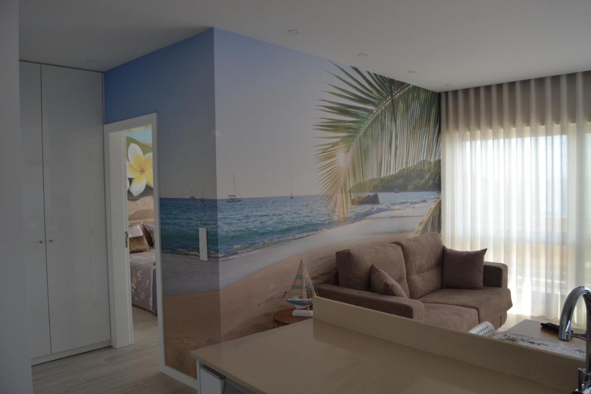 SUNKISSED OFIR HOUSE - Housity