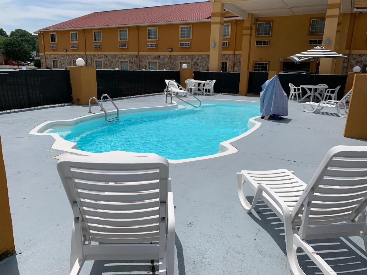 Quality Inn Fort Payne - Housity
