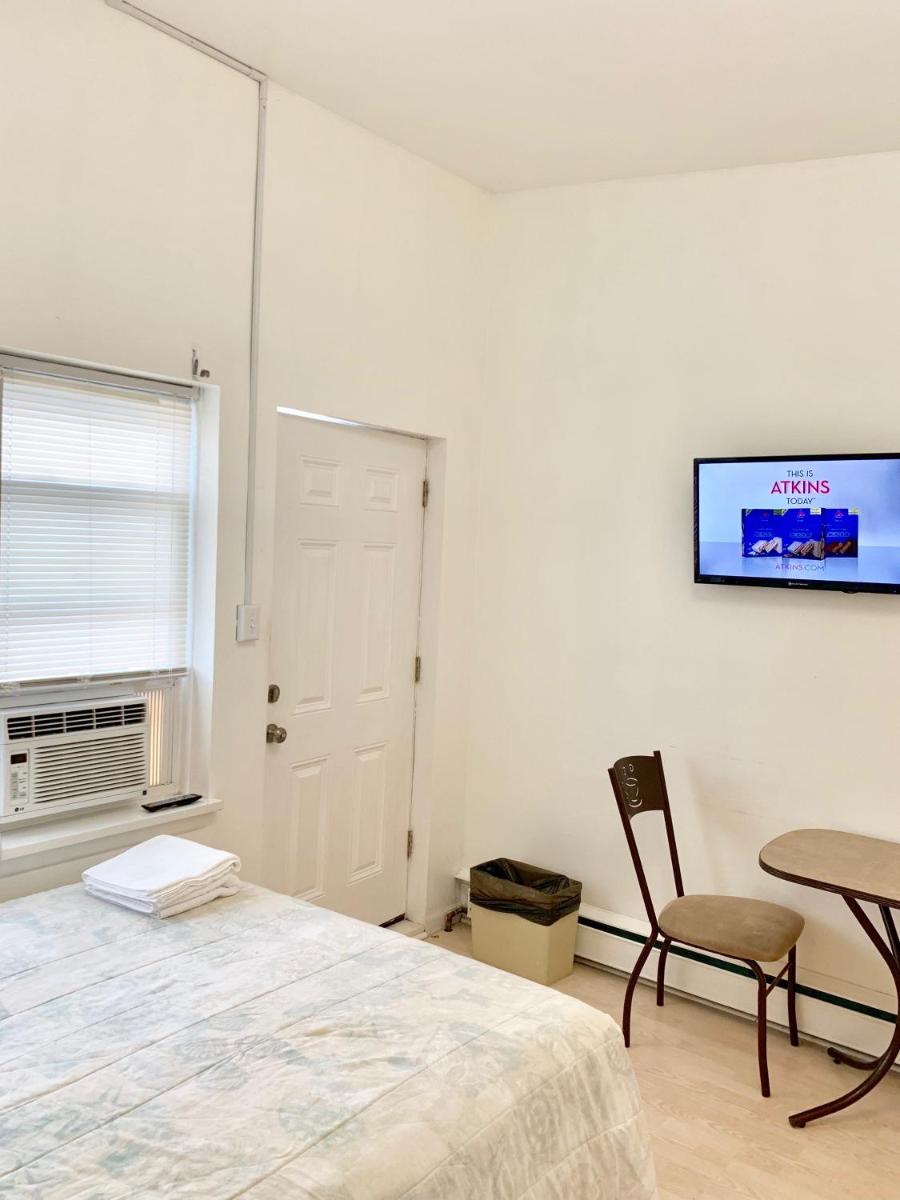 White Caps Motel - Housity