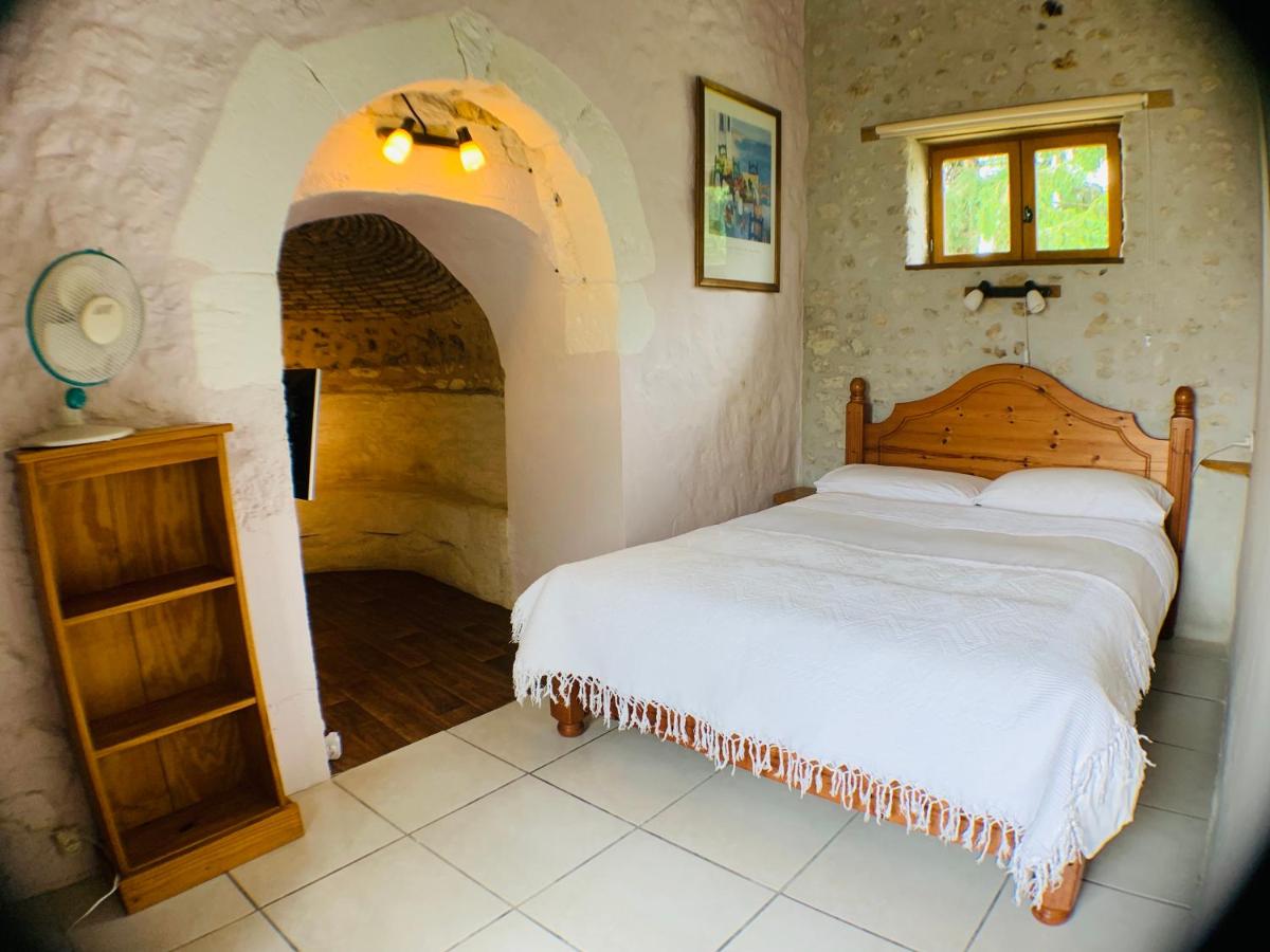 Chez Sarrazin - Housity