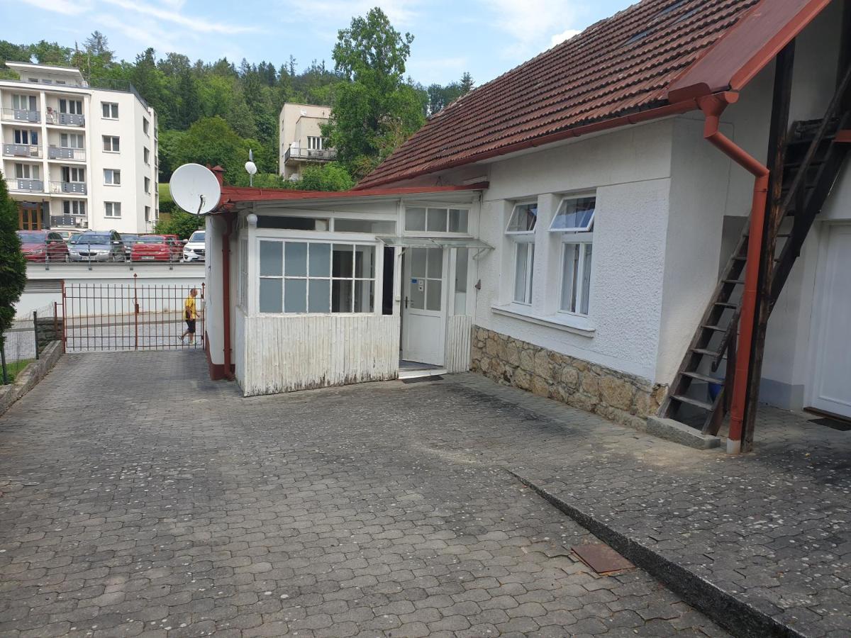 U Matěje - Housity