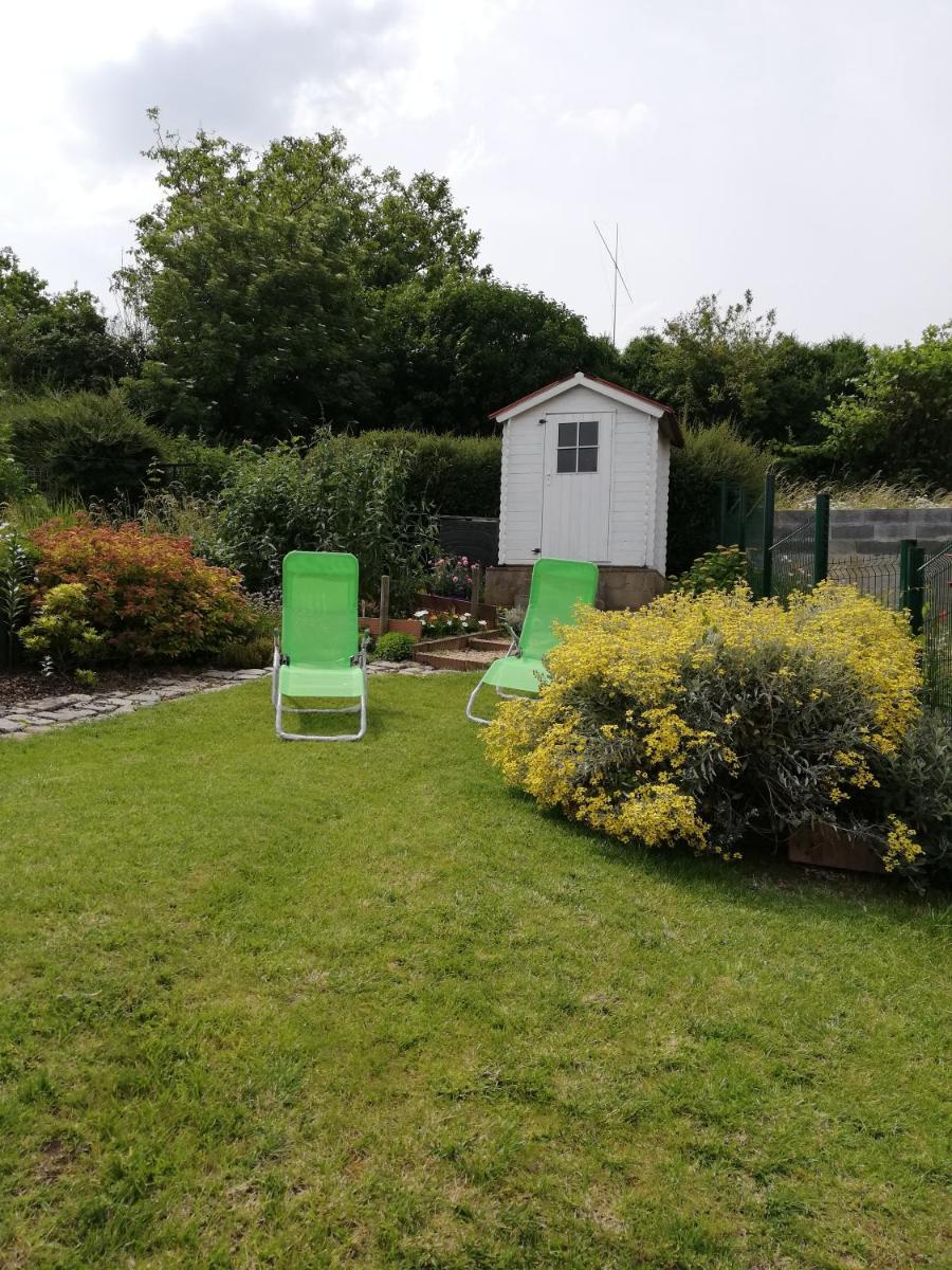 Au Petit Jardin - Housity