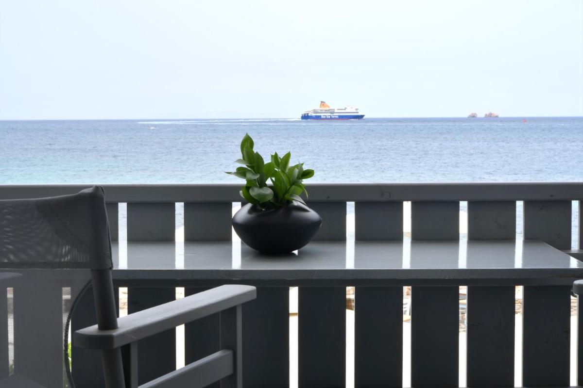 Parikias Seaside House - Housity