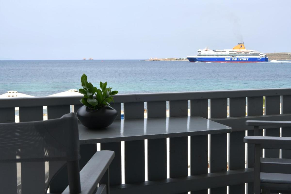 Parikias Seaside House - Housity