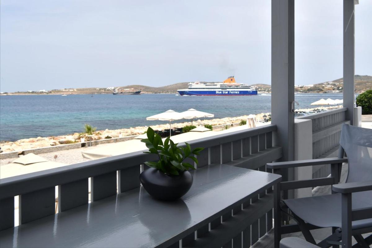 Parikias Seaside House - Housity