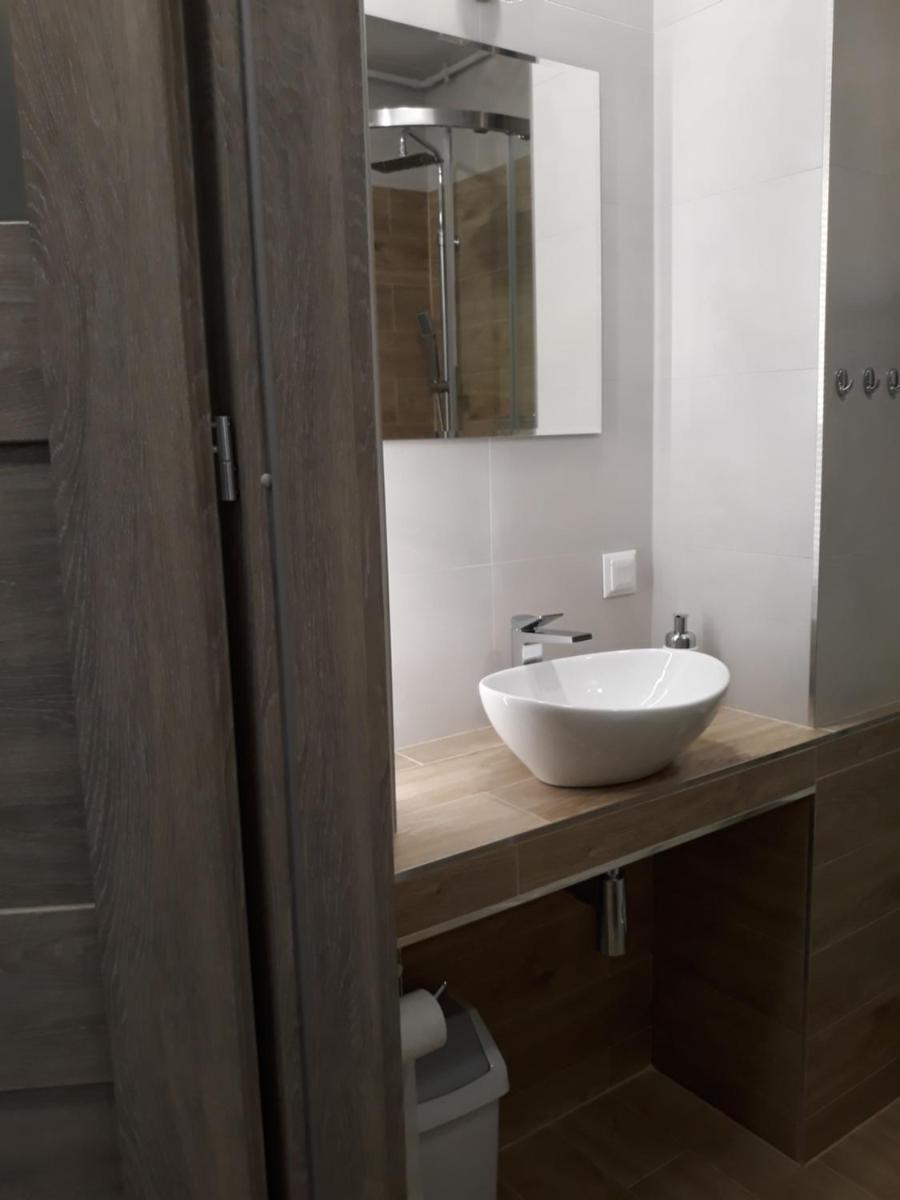 Katrin House - Housity