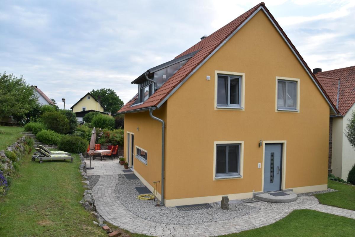 Villa Rosa - Housity