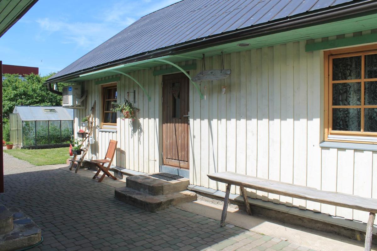 Posti Holiday Home - Housity