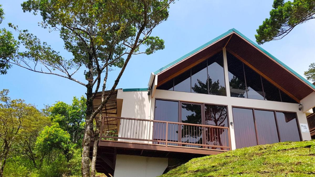 Green Forest Rustic Houses - Housity
