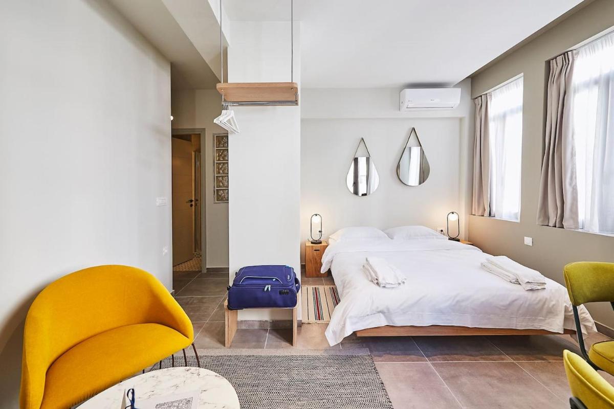 Explore Athens from an uber-central studio! - Housity